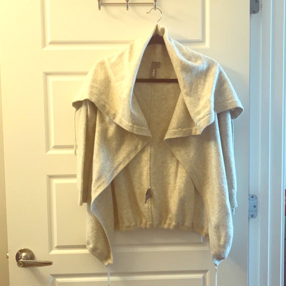 Cozy SI IAE Cashmere Drawstring Sweater